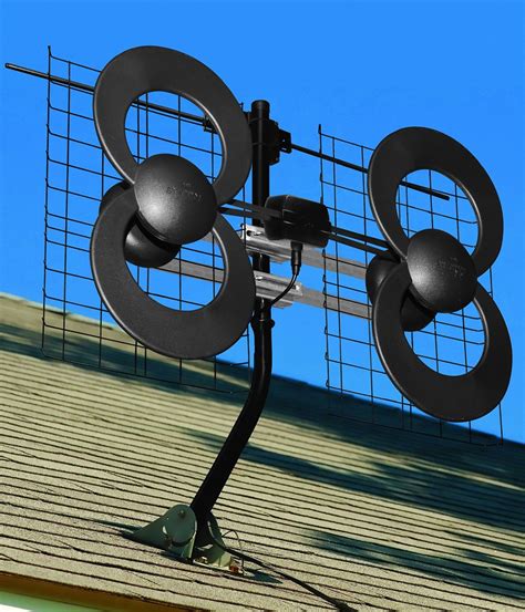 This circular, double-sided <strong>antenna</strong> offers a choice of black or white colors. . Outdoor tv antenna best buy